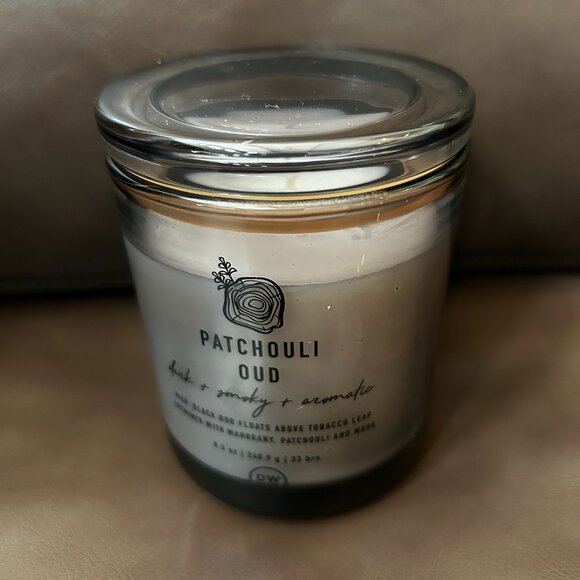 NWT Hand Poured Patchouli Oud Candle - Picture 5 of 7